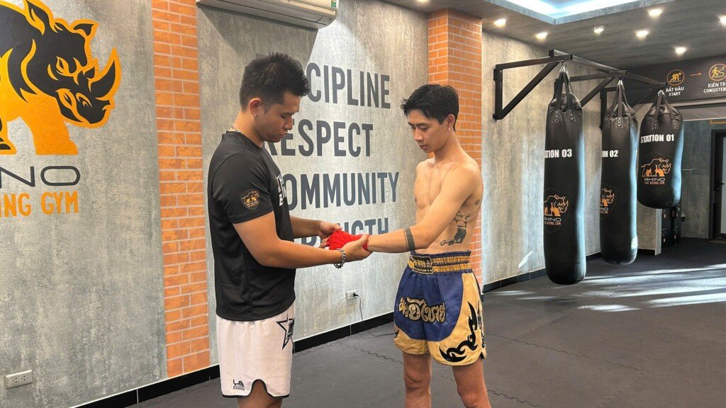 How to Wrap Hands for Muay Thai: 9 Safe, Practical Steps